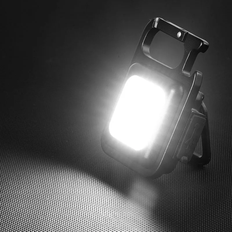 Ulkoilma-taskulamppu USB:llä