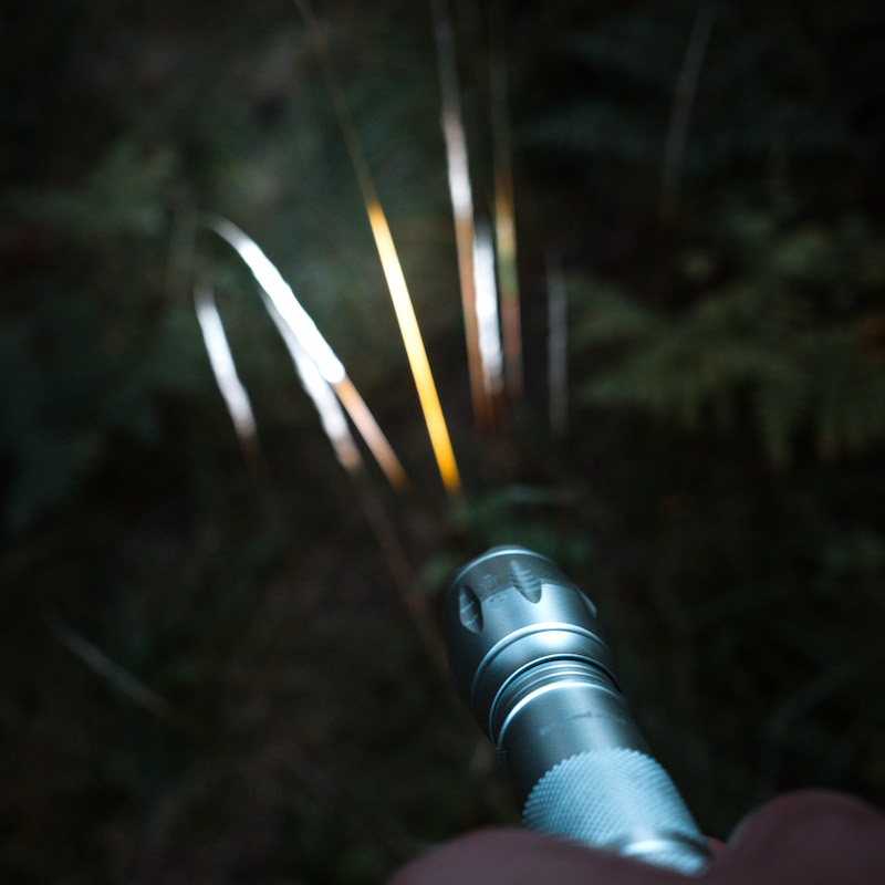 Voimakas taskulamppu